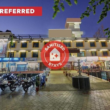Capital O Hotel Samanvi International Belur  Zewnętrze zdjęcie