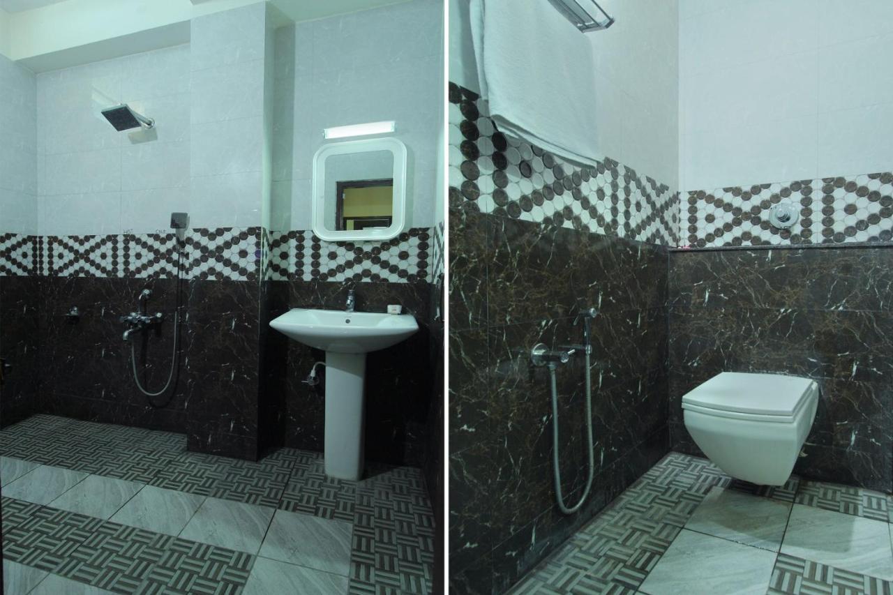 Capital O Hotel Samanvi International Belur  Zewnętrze zdjęcie