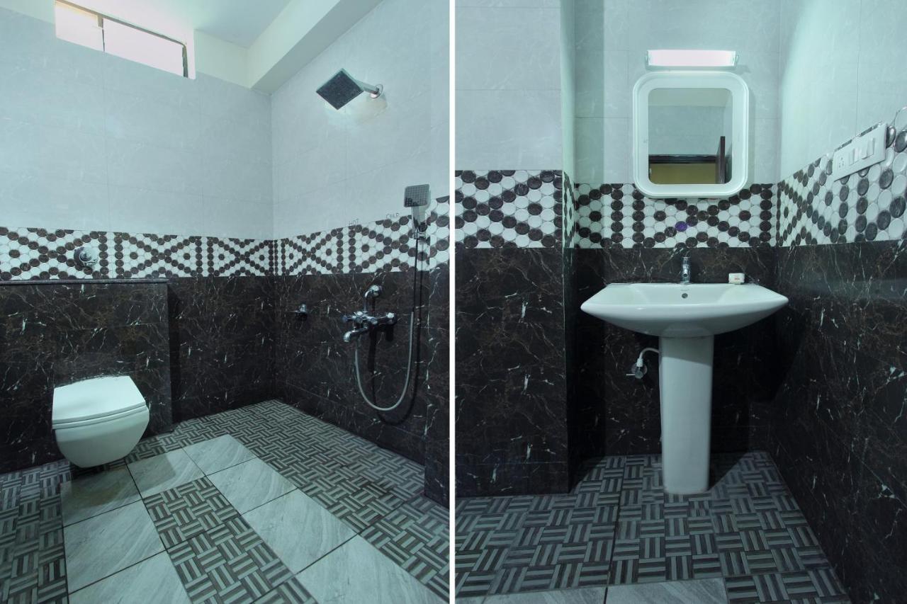 Capital O Hotel Samanvi International Belur  Zewnętrze zdjęcie